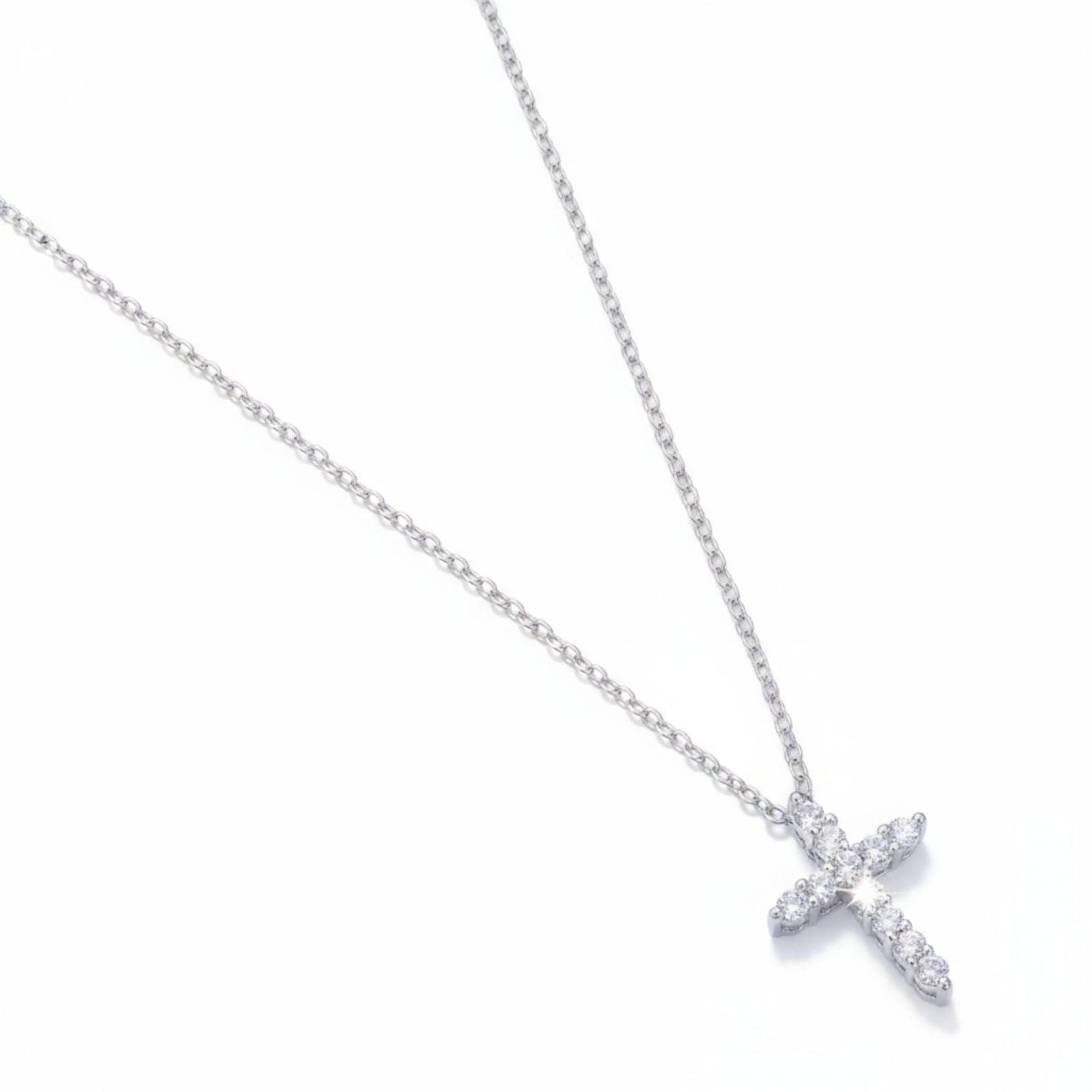 Ogrlica sa malim krstićem