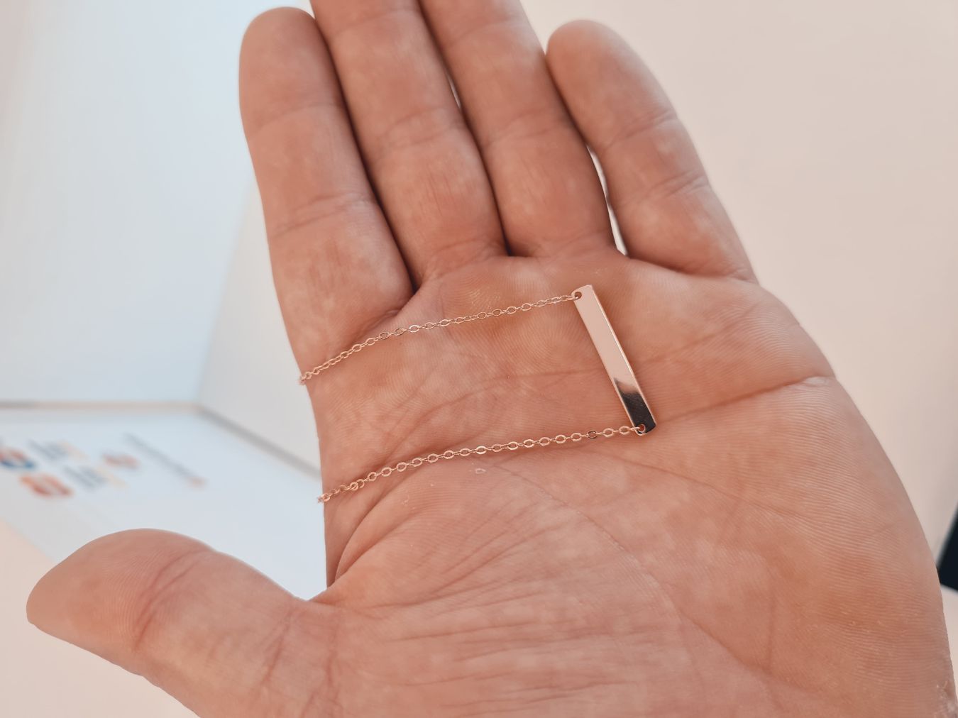 Ogrlica sa pločicom