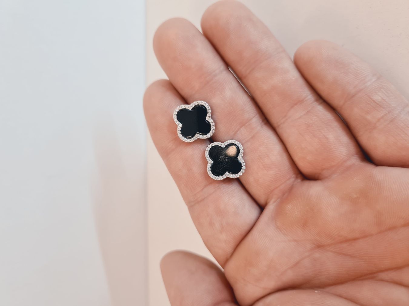 Minđuše Cleef black