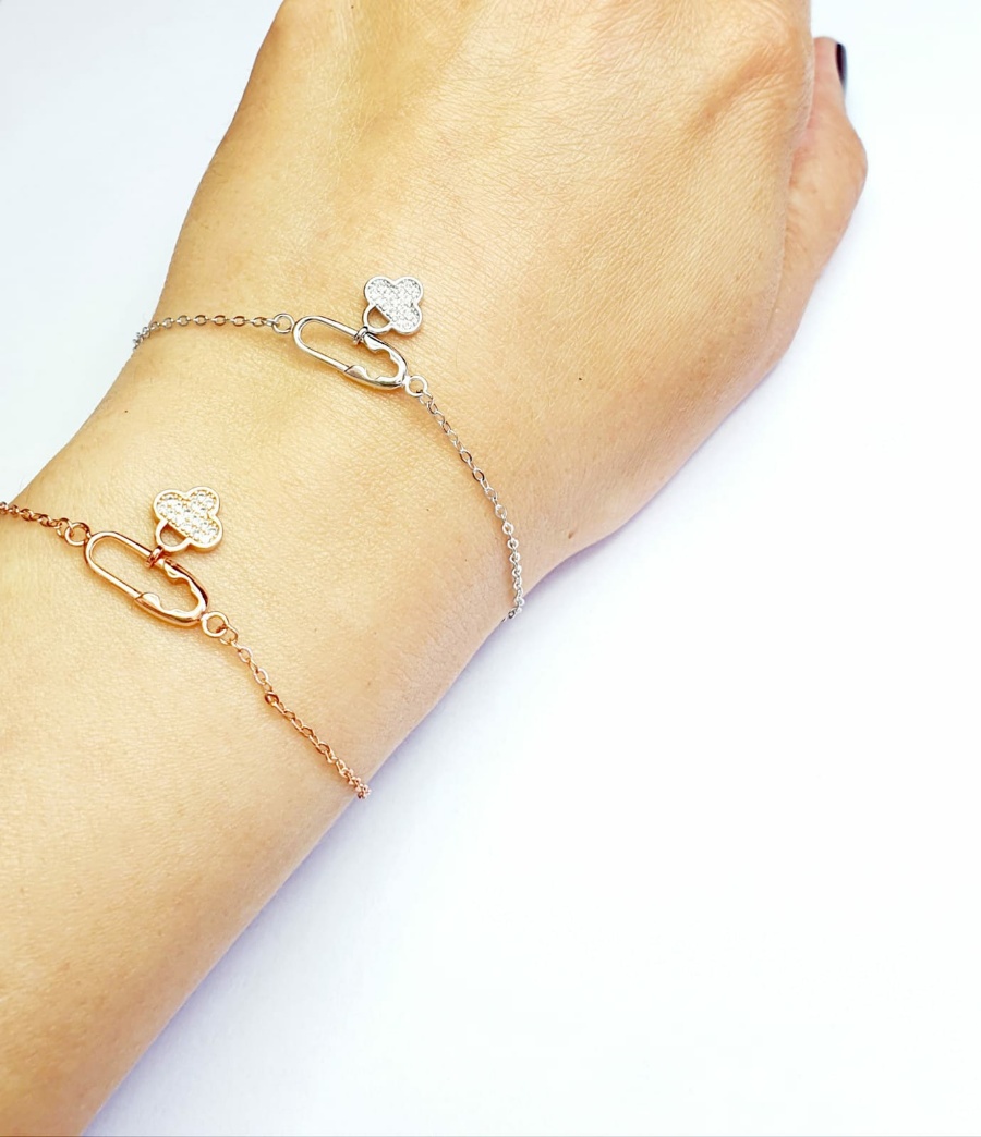 Narukvica safety pin